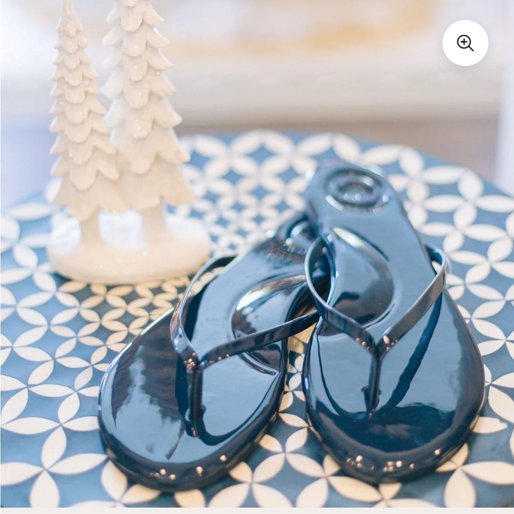 Solie Sea Indie Navy Patent size 8